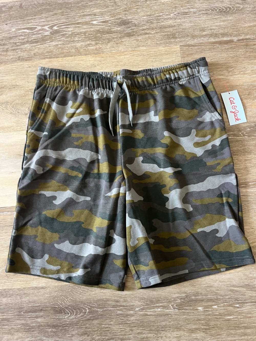 NWT Cat & Jack Boys Camo Pull On Shorts Size XXL (16/18)